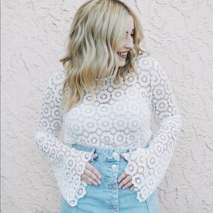 Forever 21 Lace Bell Sleeve Top | Size Large